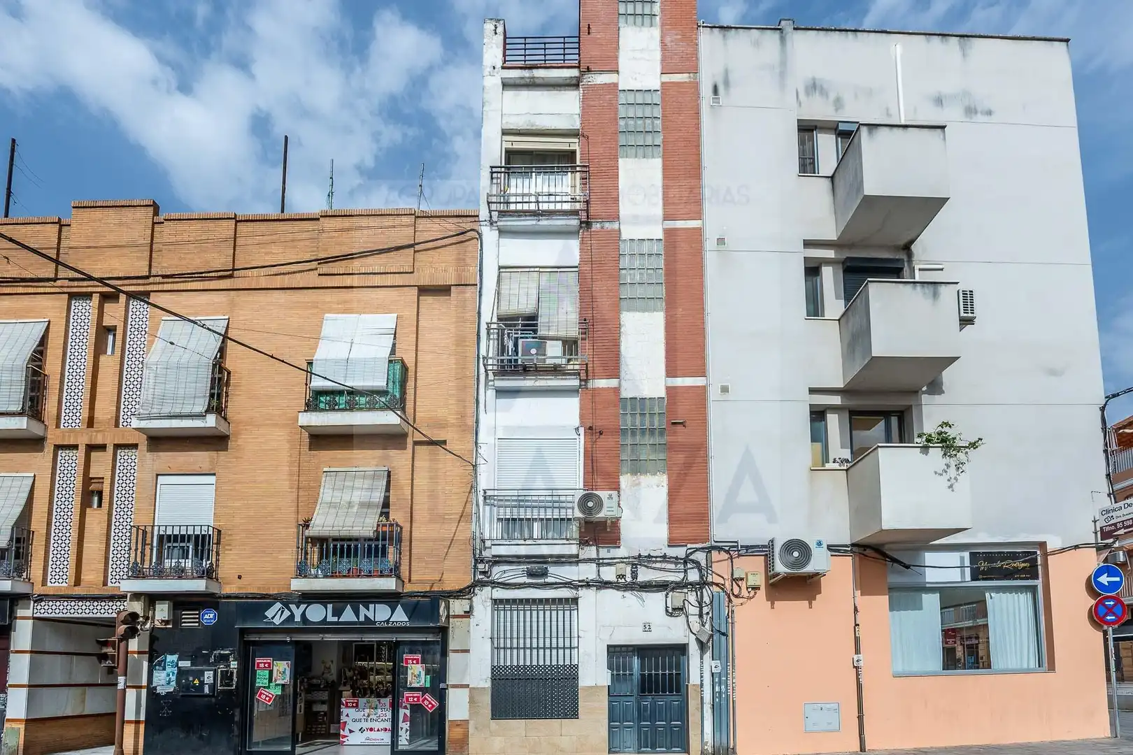 Vista exterior de Piso en venta en Camas con Aire acondicionado
