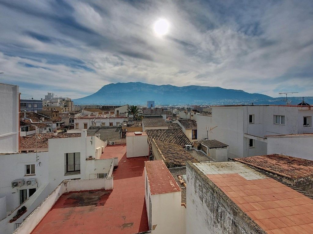 Exterior view of Single-family semi-detached for sale in Dénia