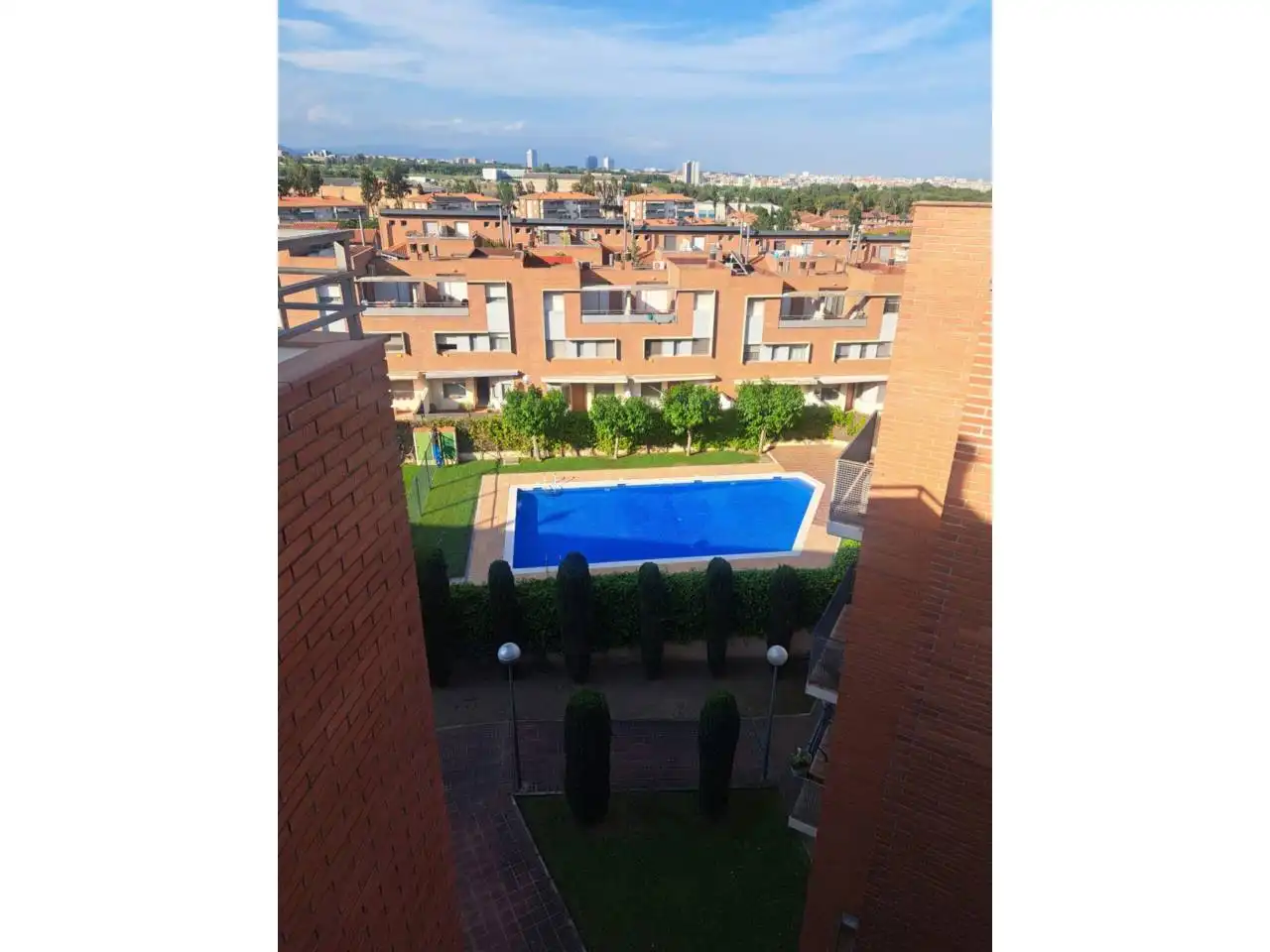 Piscina de Dúplex de lloguer en Sant Quirze del Vallès amb Aire condicionat, Calefacció i Parquet