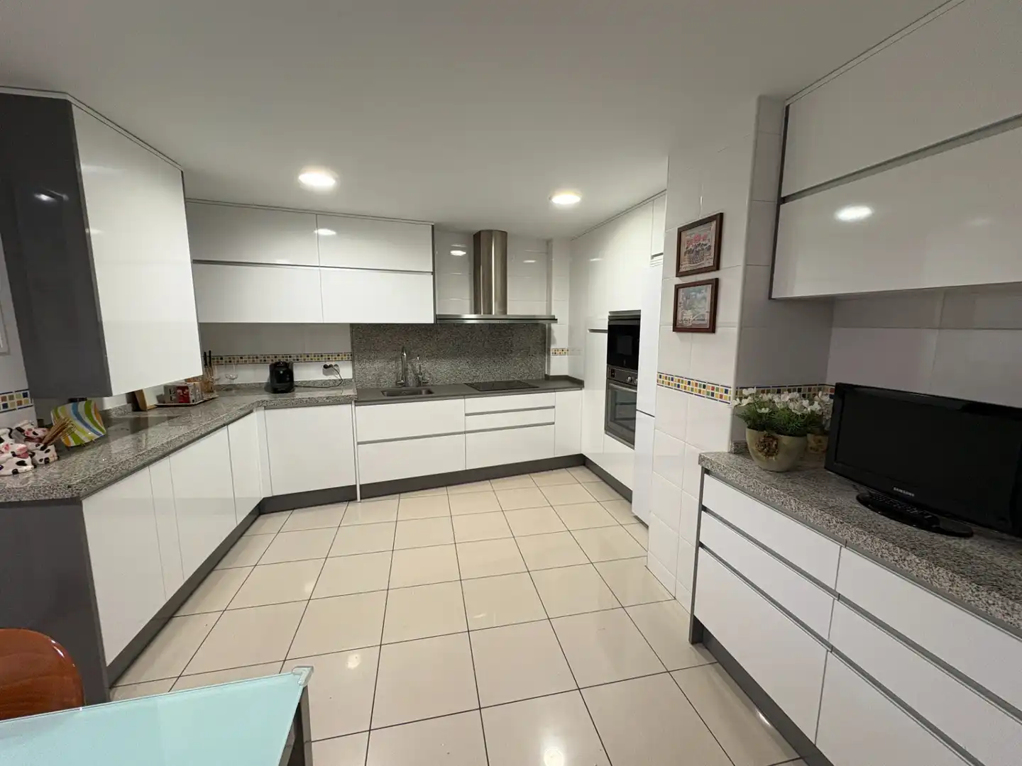 Cocina de Casa adosada en venta en Simancas con Aire acondicionado, Calefacción y Jardín privado