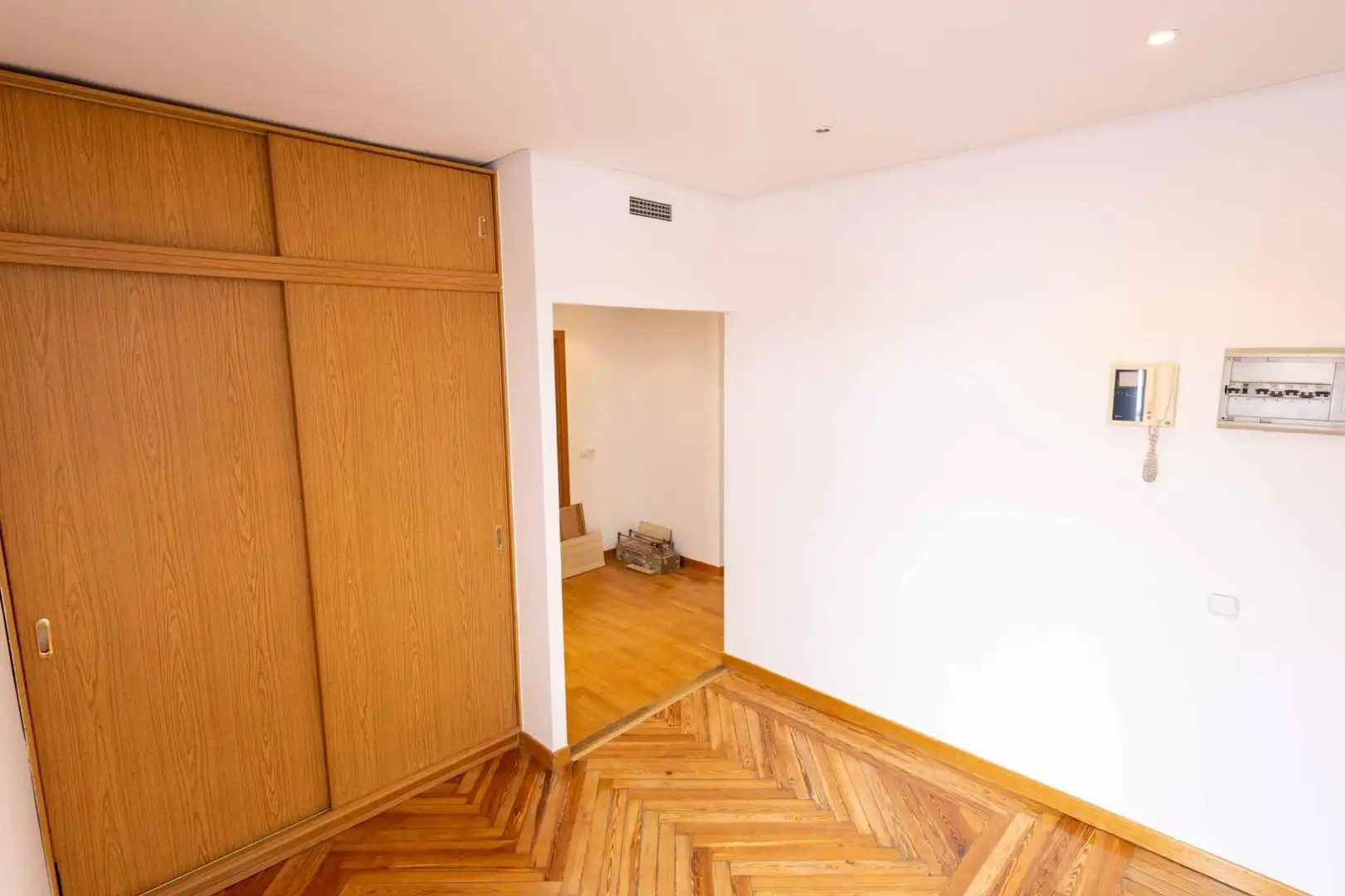 Habitación de Piso de alquiler en Madrid con Aire acondicionado, Calefacción y Parquet