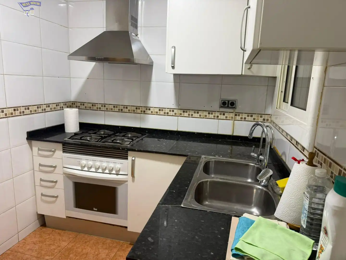 Cocina de Piso en venta en Montcada i Reixac con Calefacción