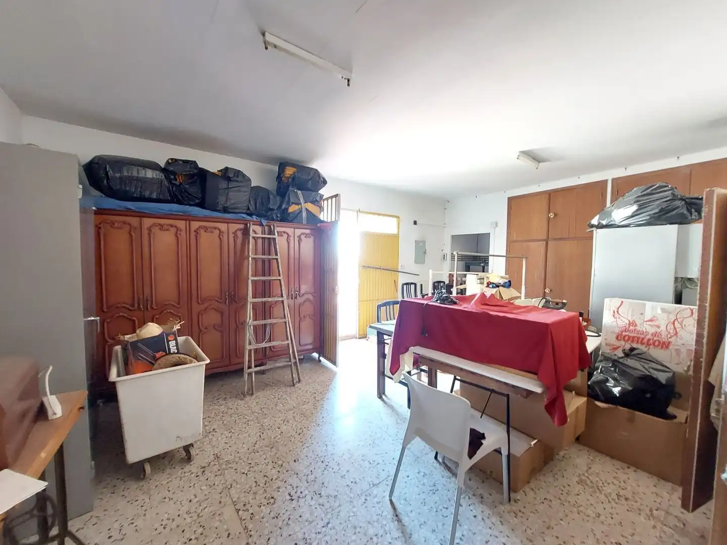 Cuina de Edifici en venda en San Vicente del Raspeig / Sant Vicent del Raspeig