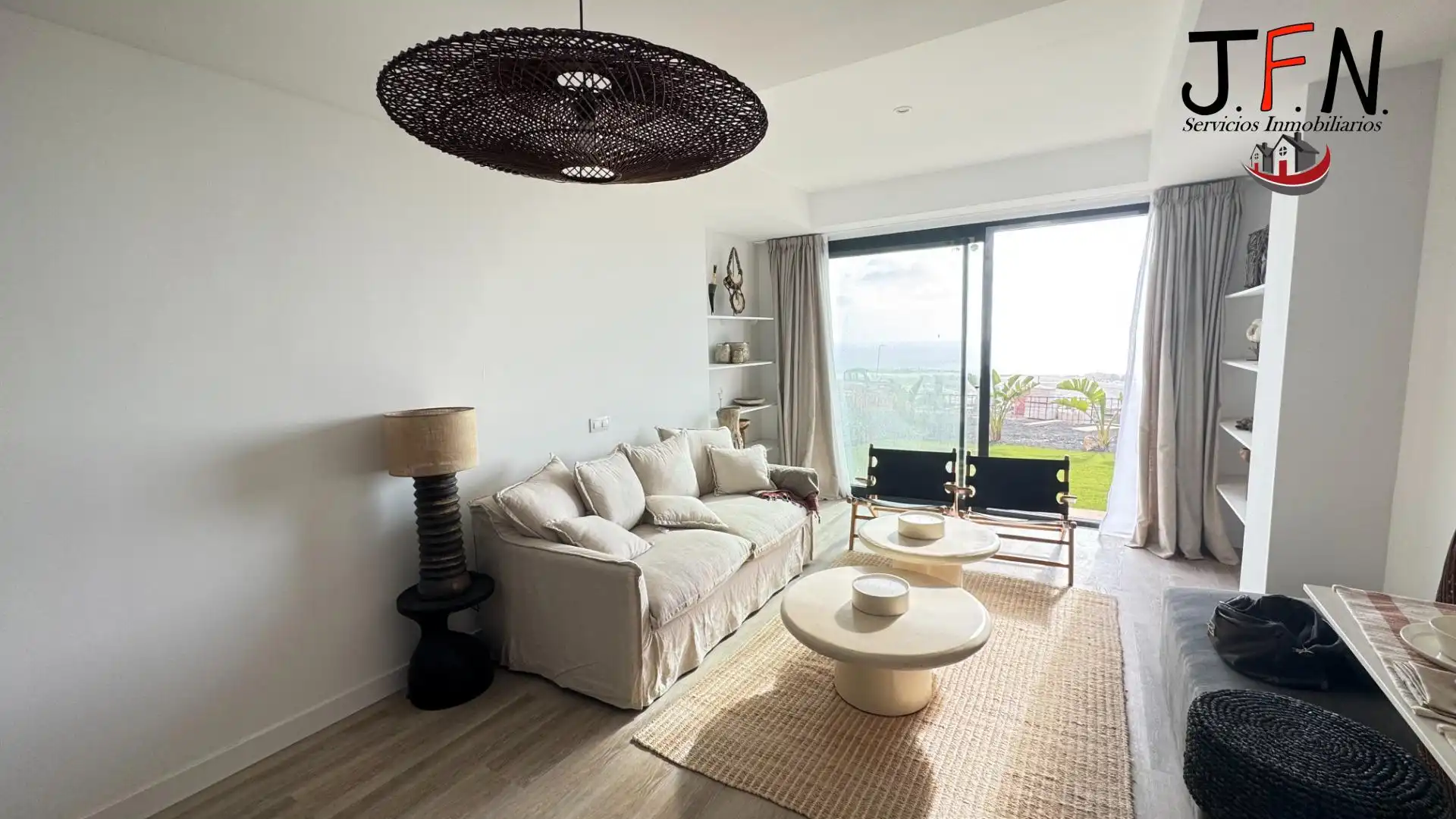 Sala de estar de Apartamento en venta en Antigua con Jardín privado, Terraza y Balcón