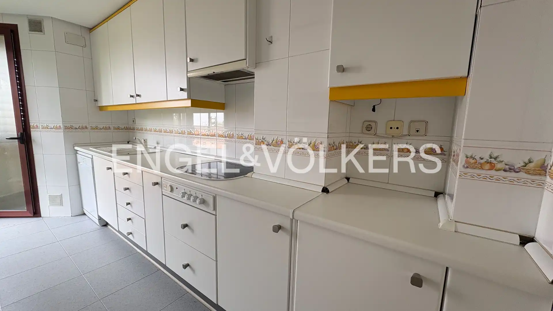 Flat with terrace to rent in Zona Carretera del Plantío, imagen 25