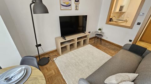 Foto 3 de Apartamento en venta en Calle Azcarraga, El Postigo, Oviedo