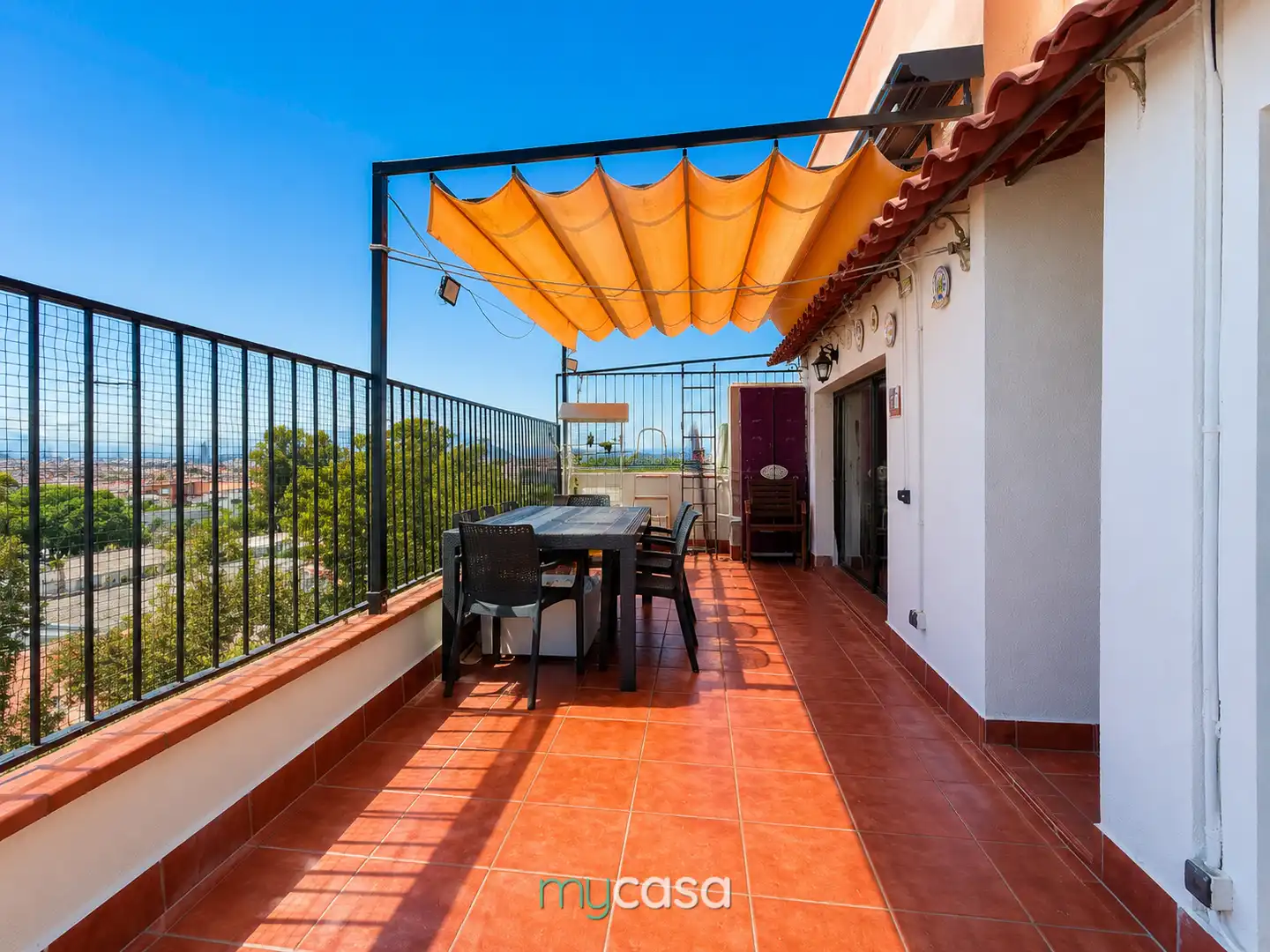 Terraza de Piso en venta en El Prat de Llobregat con Aire acondicionado, Calefacción y Parquet