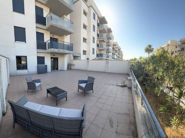 Mini appartamento con piscina in vendita a Canet d'En Berenguer