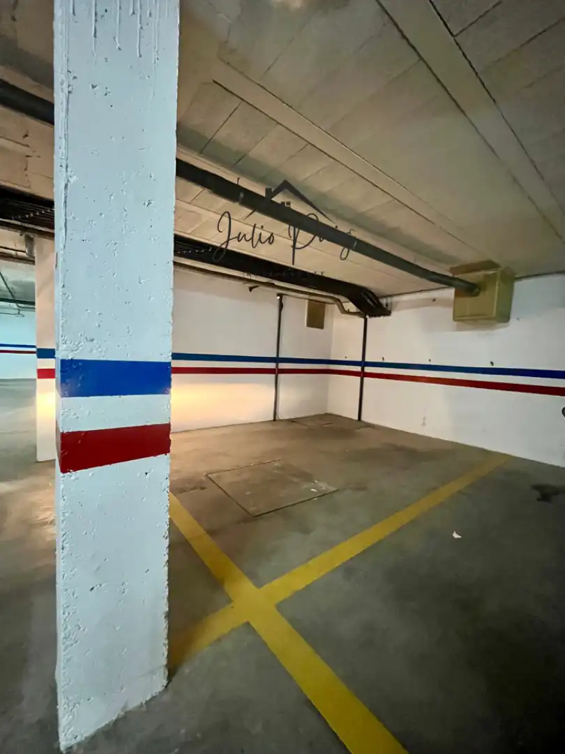Parking de Garaje en venta en Coria del Río
