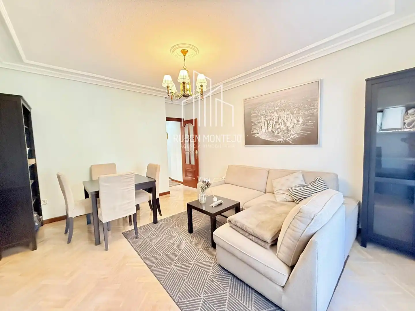 Living room of Flat for rent in Salamanca  with Heating, Terrace and Furnished