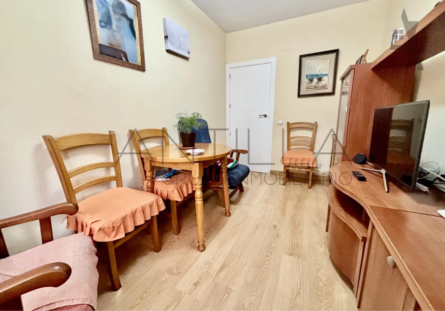 Bedroom of Flat for sale in Madrid  with Heating, Furnished and Alarm