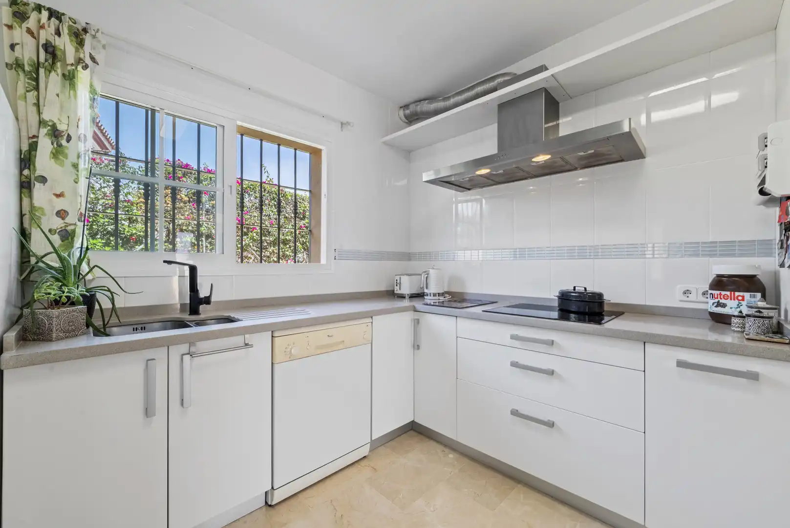 Küche von Haus oder Chalet zum Verkauf in Mijas mit Klimaanlage, Privatgarten und Terrasse