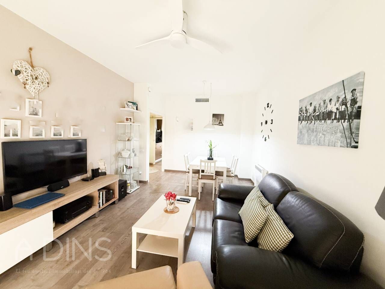 Living room of Flat for sale in Caldes de Montbui  with Air Conditioner, Heating and Parquet flooring