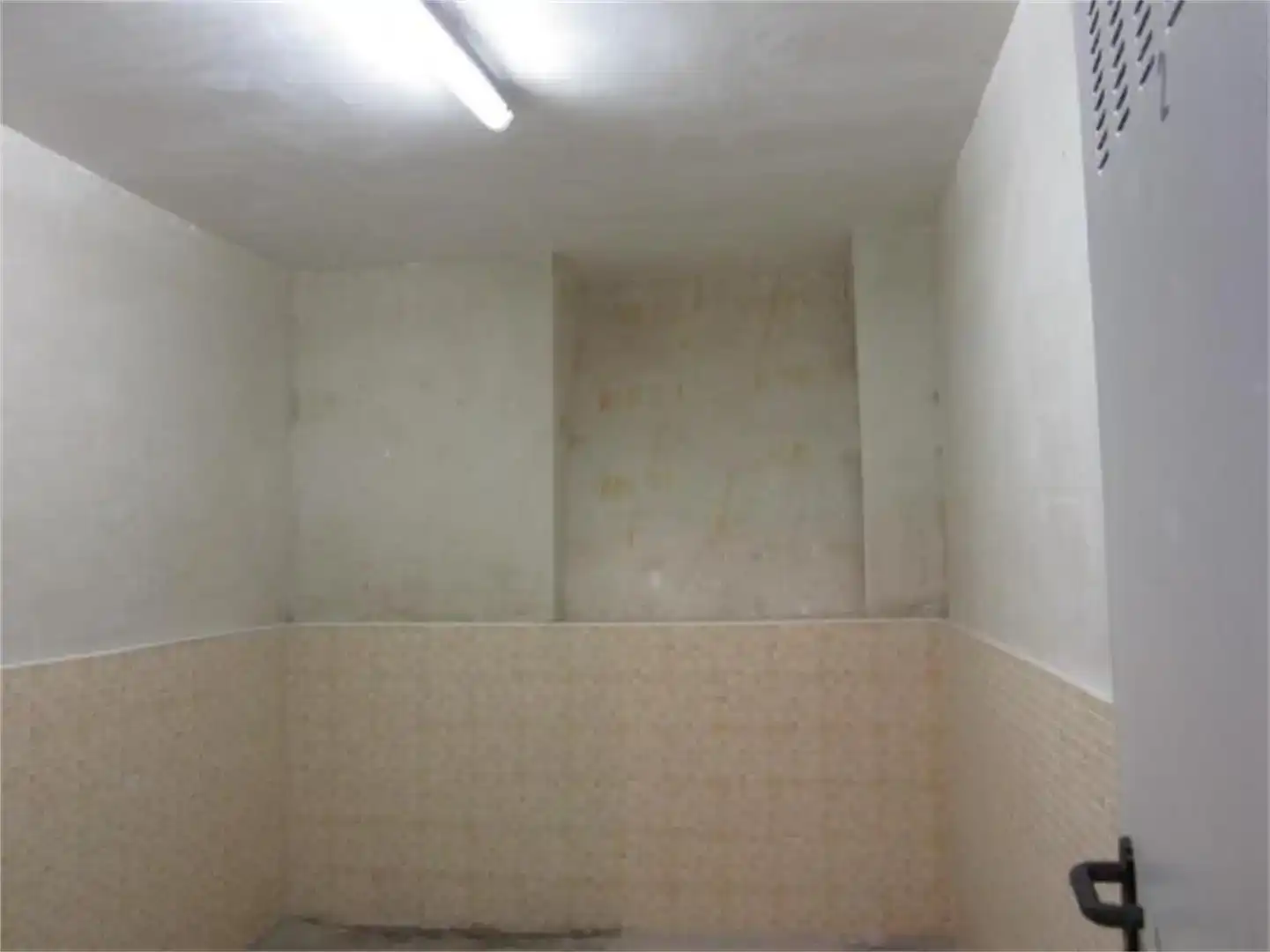 Badezimmer von Lagerraum zur Miete in Madrid