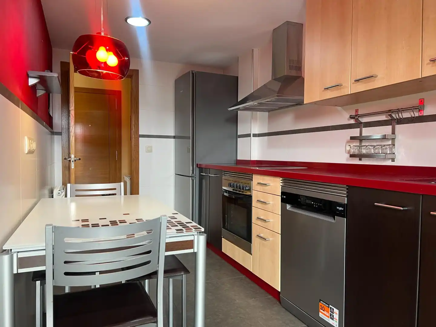 Küche von Wohnung zur Miete in Cambre  mit Heizung, Abstellraum und Möbliert