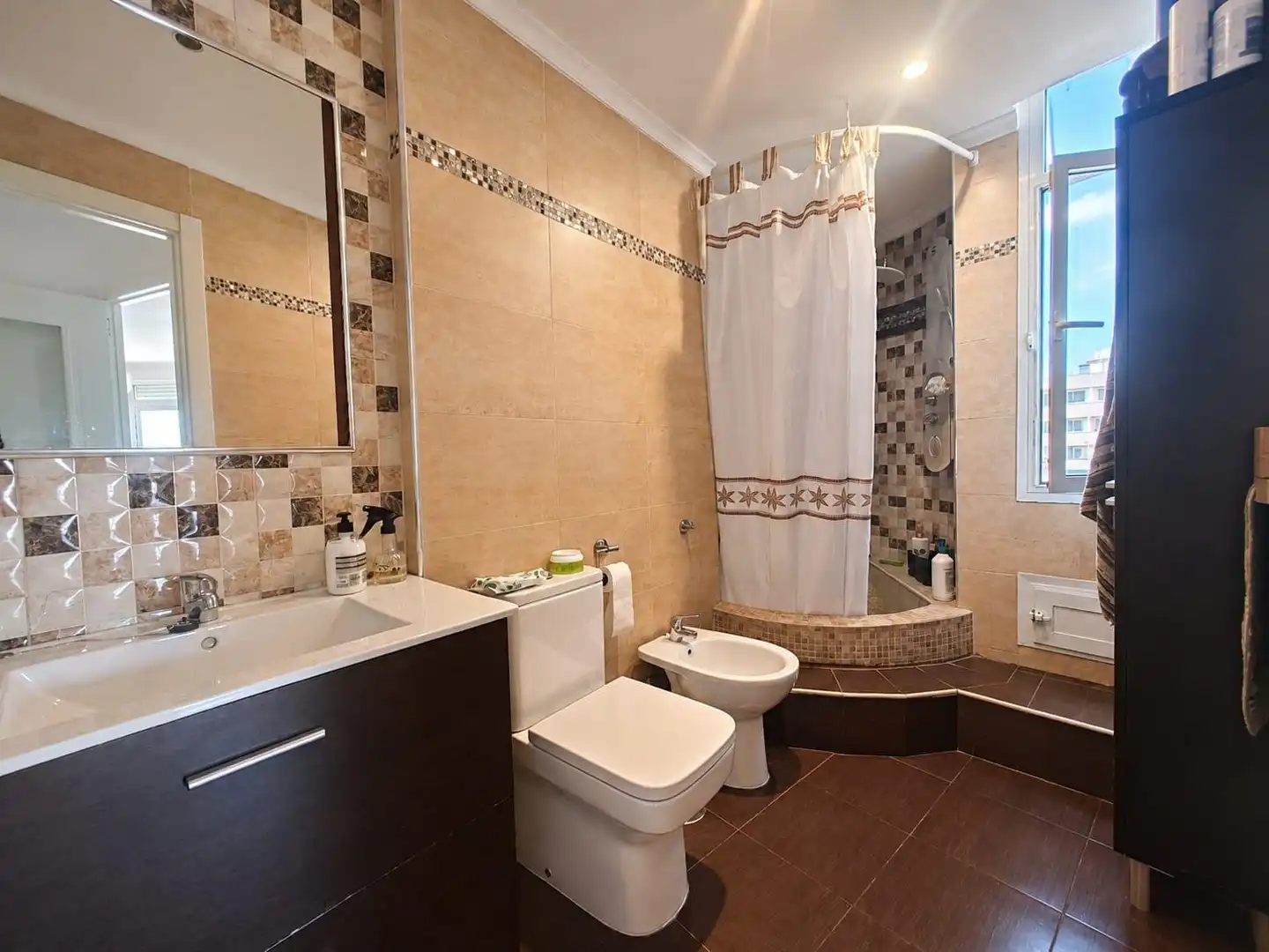 Bathroom of Flat for sale in Torremolinos  with Air Conditioner, Terrace and Community pool