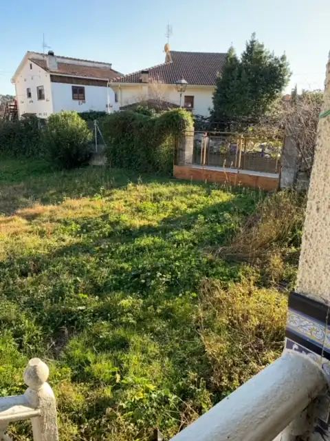 Casa o chalet en venta en La Adrada  con Calefacción, Jardín privado y Trastero
