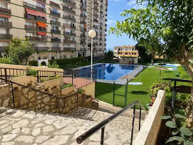 Estudi amb piscina en venda a Calle las Naciones 3, imagen 2