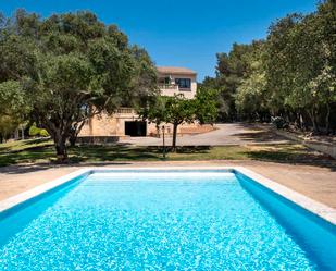 Piscina de Casa adosada en venda en Algaida amb Piscina