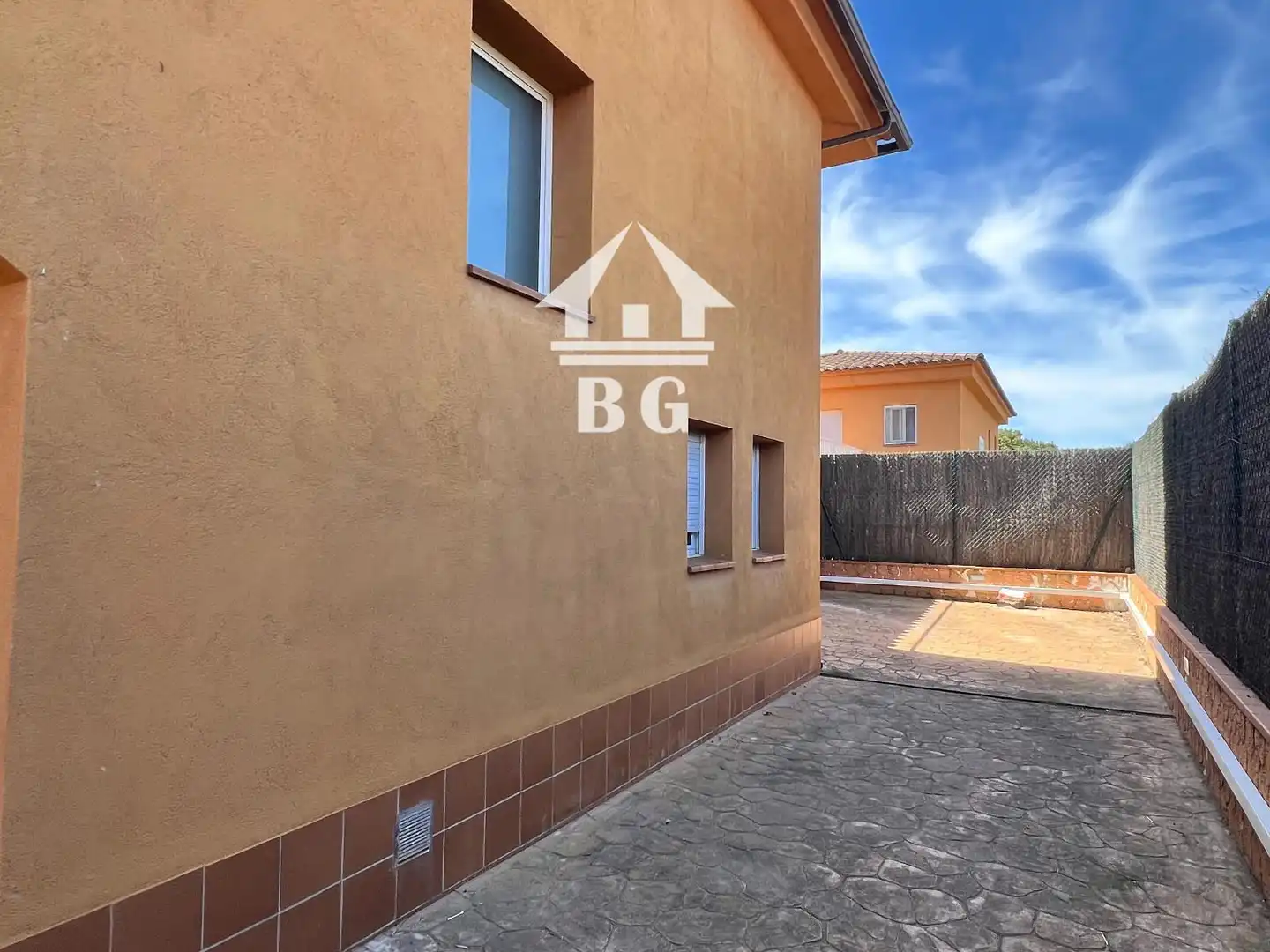 Vista exterior de Casa o xalet en venda en Lloret de Mar amb Calefacció, Jardí privat i Terrassa