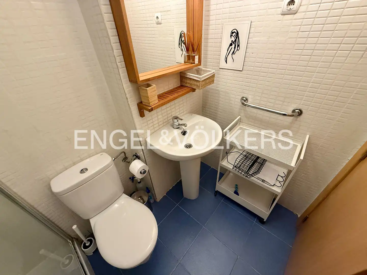 Badezimmer von Maisonette zur Miete in Madrid mit Klimaanlage, Heizung und Privatgarten
