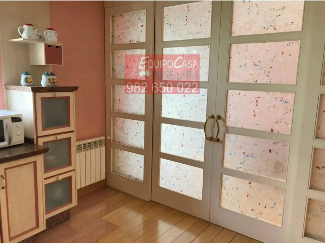 Einfamilien-Reihenhaus zum Verkauf in Lugo mit Heizung, Privatgarten und Parkett