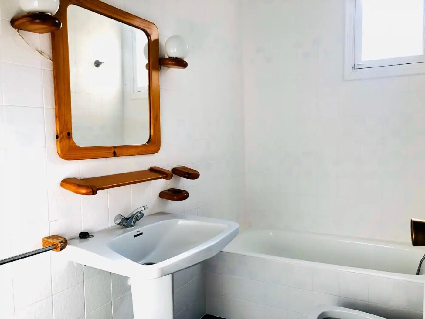 Bathroom of Flat for rent in Elche / Elx  with Air Conditioner, Terrace and Furnished