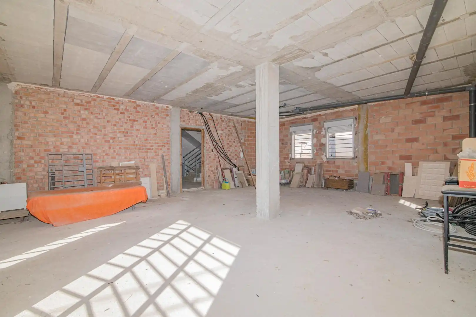 Edificio en venta en Moraleda de Zafayona