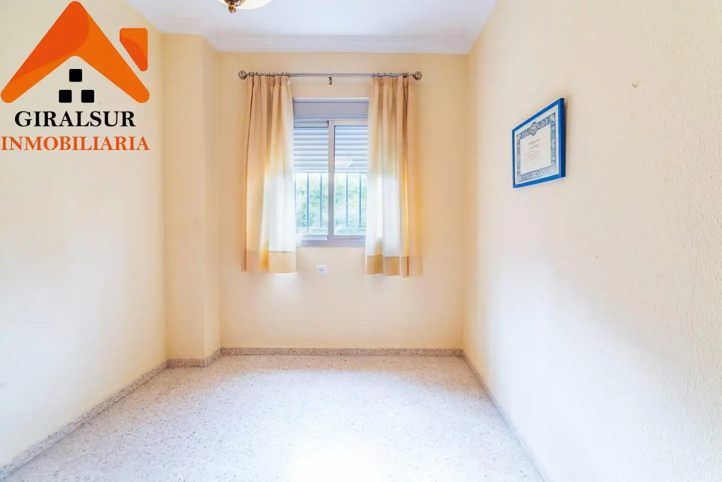 Bedroom of Flat for sale in Sevilla  with Air Conditioner, Storage room and Balcony