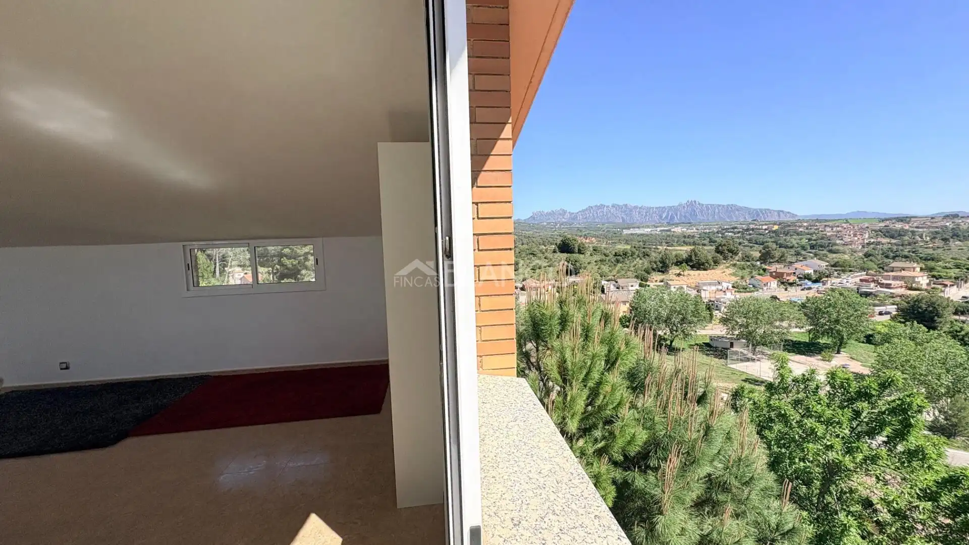 Vista exterior de Casa o xalet en venda en Piera amb Calefacció