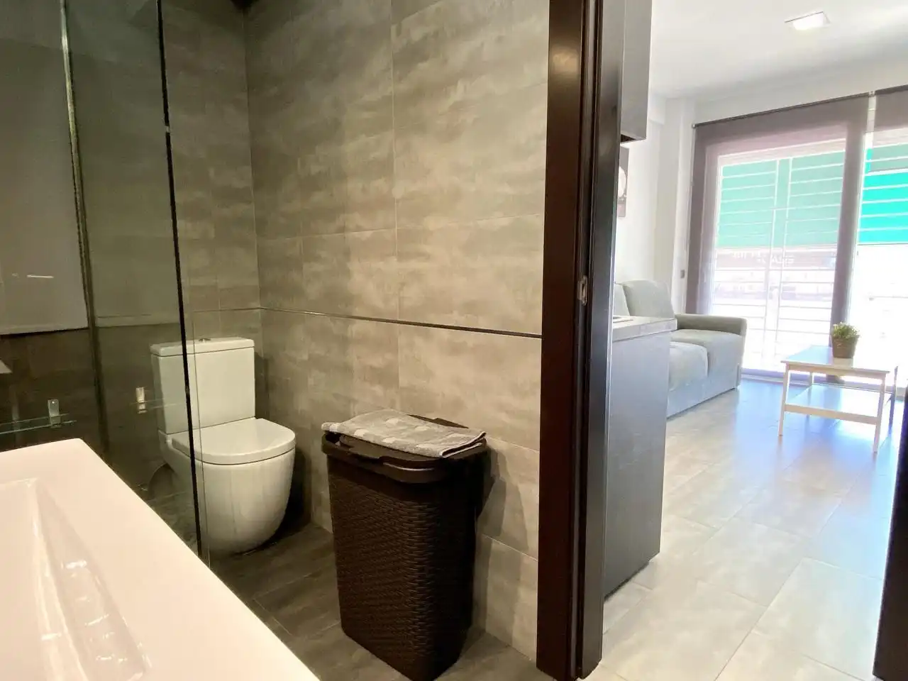 Flat with lift to rent in Paseo Marítimo Rey de España, imagen 3