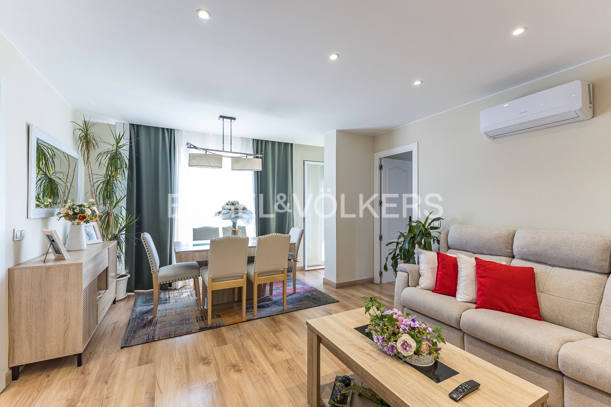 Sala d'estar de Apartament en venda en Manresa amb Aire condicionat, Calefacció i Balcó
