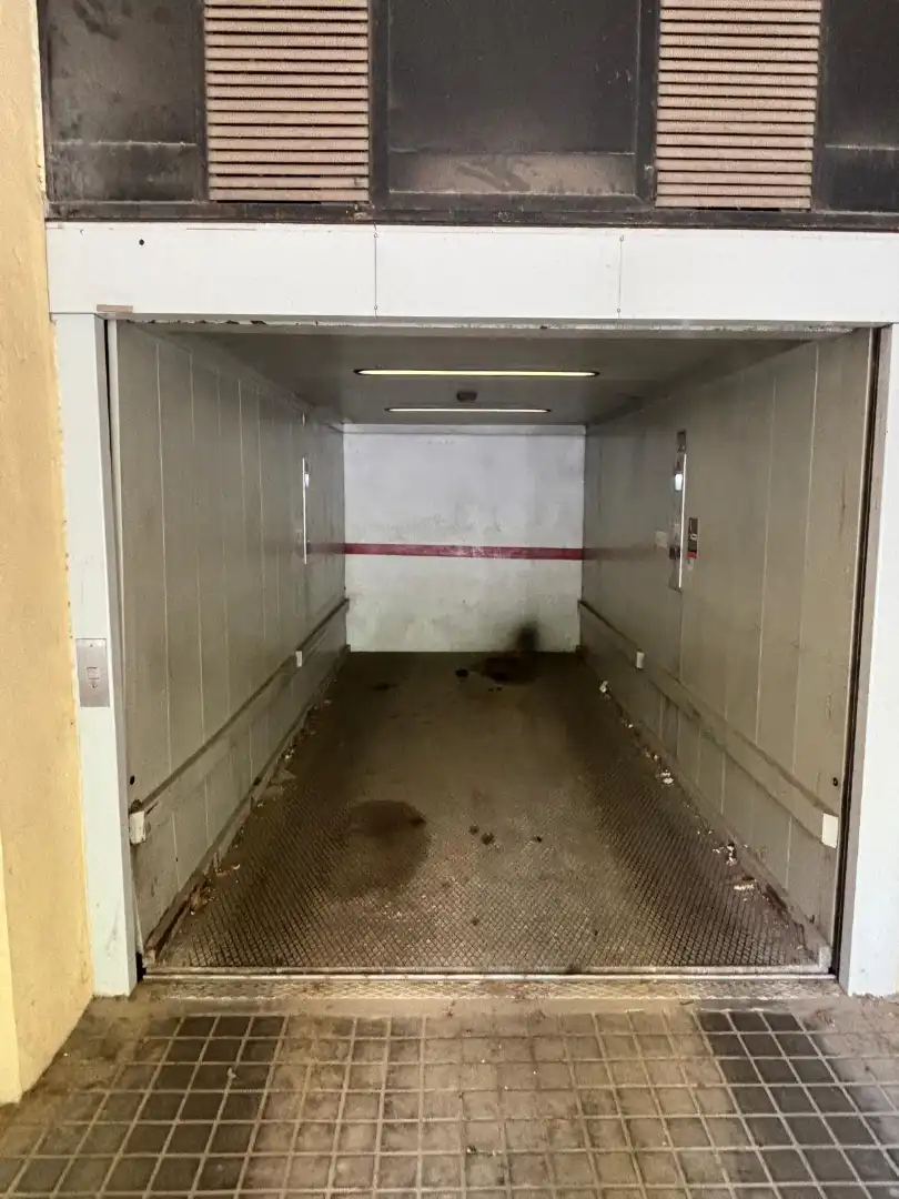 Individuel avec ascenseur à louer à Carrer de Sant Josep de Calassanç 28, imagen 3
