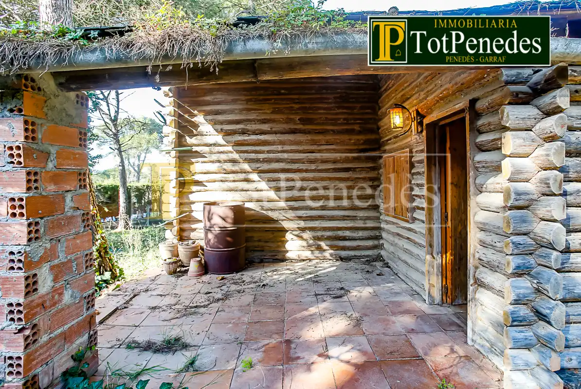 Terrace of Houses for sale in Mediona  with Furnished