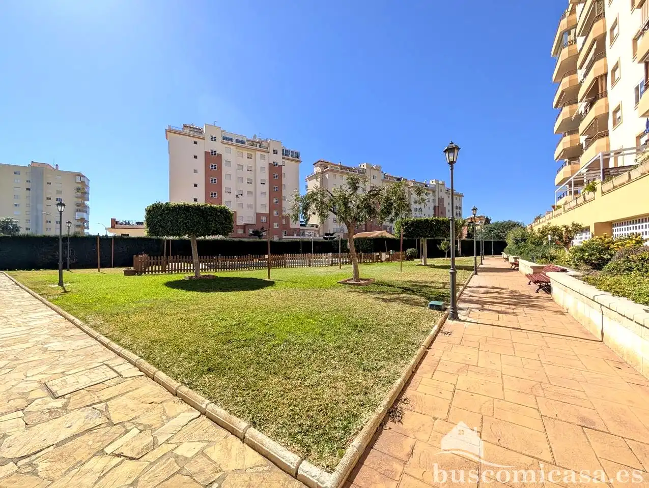 Vista exterior de Planta baja en venta en Algarrobo con Jardín privado, Terraza y Amueblado