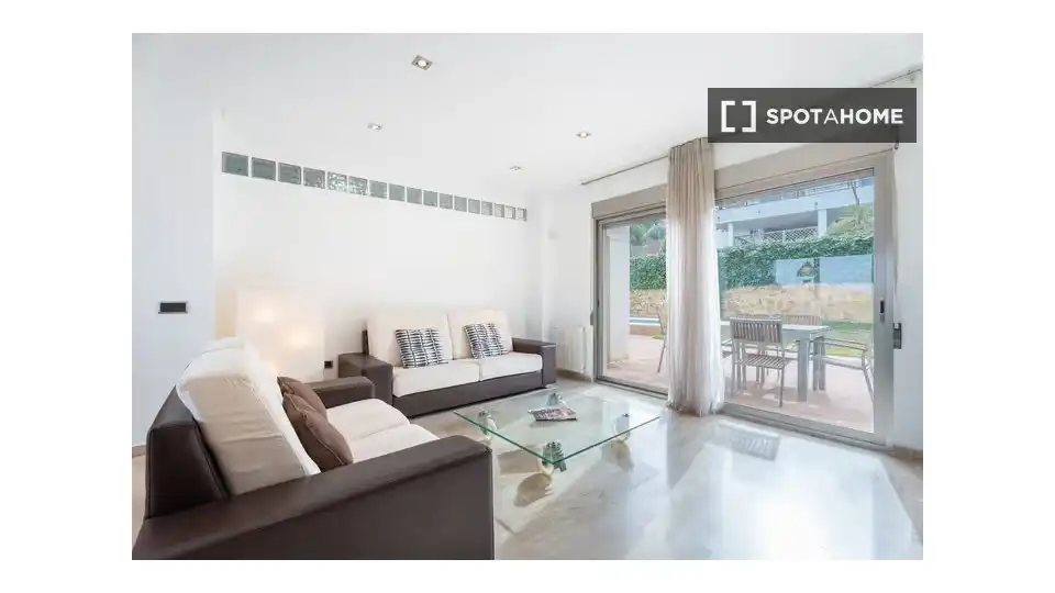 Sala de estar de Piso de alquiler en Valencia con Aire acondicionado, Calefacción y Amueblado