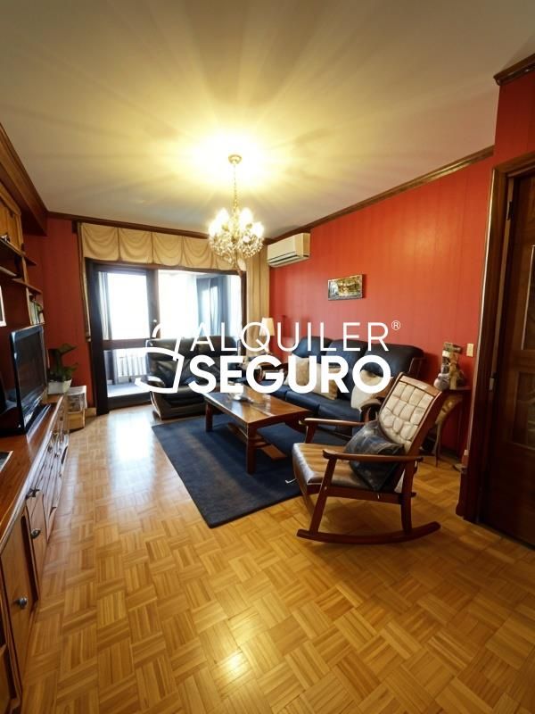 Sala d'estar de Pis de lloguer en  Madrid Capital amb Aire condicionat, Calefacció i Terrassa