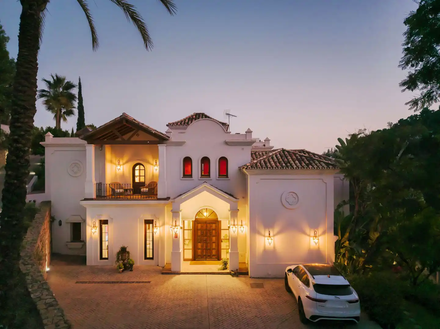 Exterior view of Houses for sale in Benahavís  with Air Conditioner, Private garden and Swimming Pool