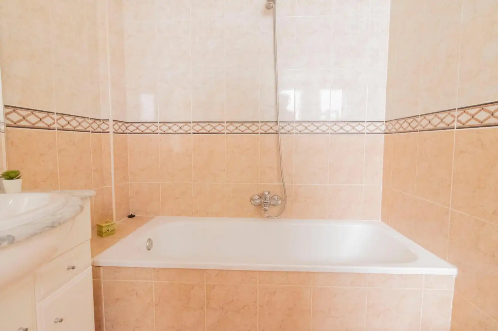 Bathroom of Flat for sale in Albuixech  with Air Conditioner, Heating and Balcony