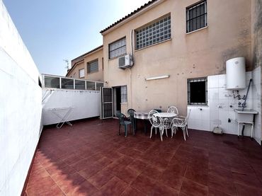 Adosado en venta en Calle del Tucumán
