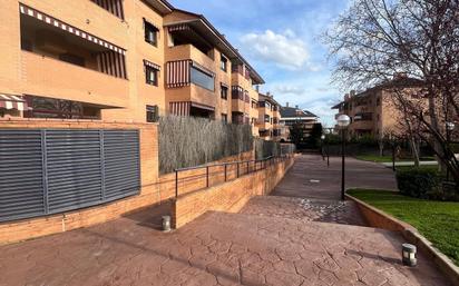 Exterior view of Flat for sale in Boadilla del Monte  with Heating, Parquet flooring and Terrace