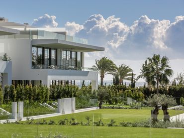 Casa con balcón en venta en Milla de Oro