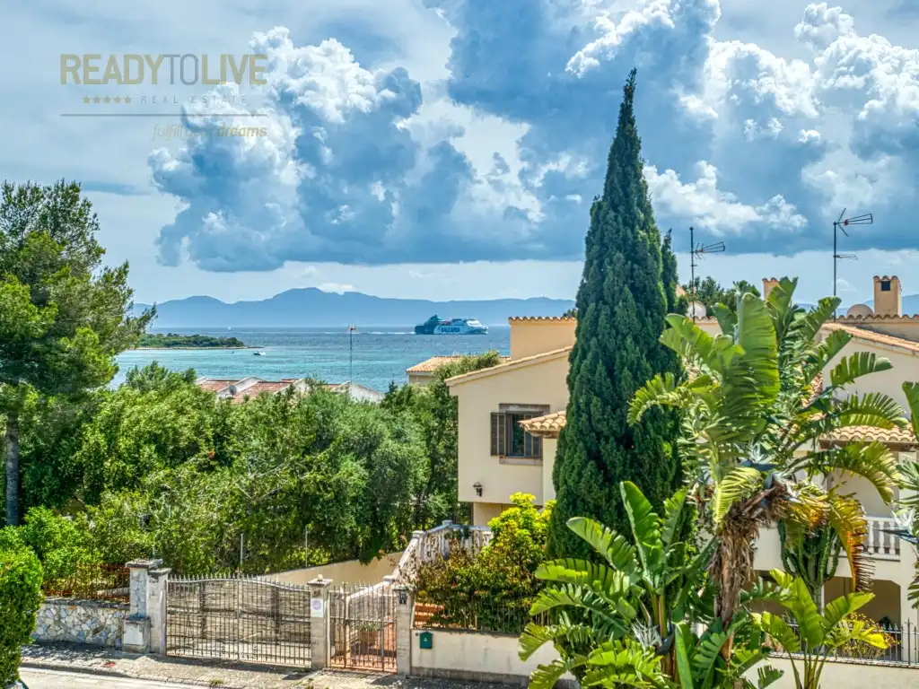 Außenansicht von Einfamilien-Reihenhaus zum Verkauf in Alcúdia mit Klimaanlage, Privatgarten und Terrasse