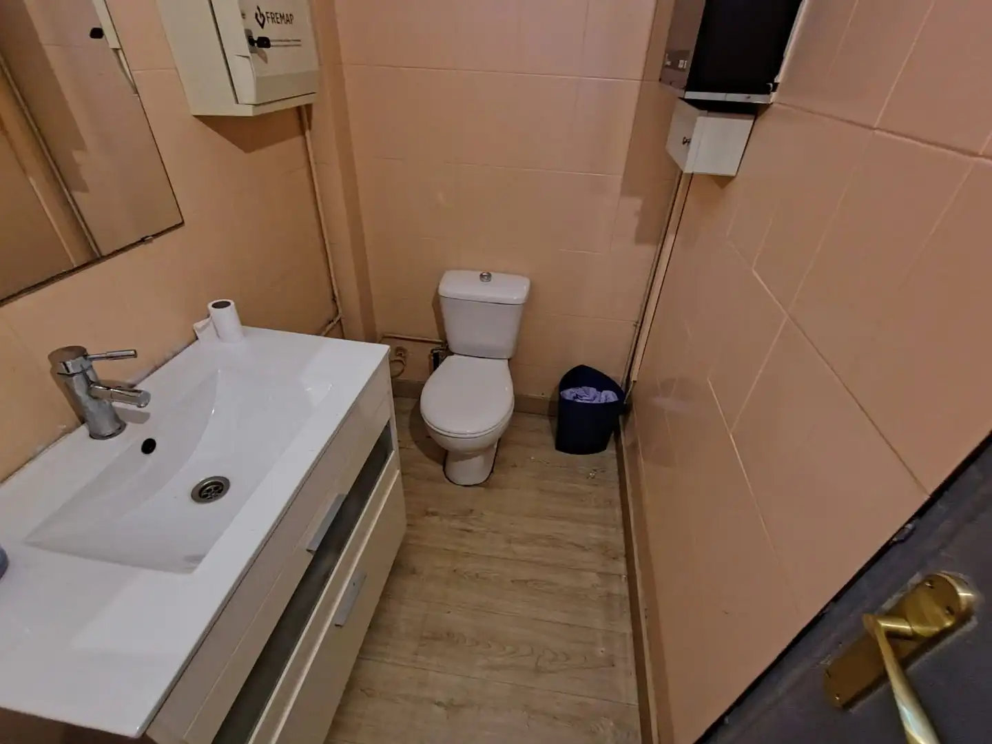 Local comercial de lloguer a Ronda de Sant Antoni de Llefià 122, imagen 7