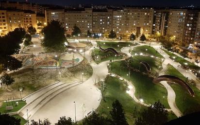 Vista exterior de Pis de lloguer en Vigo  amb Parquet, Traster i Moblat