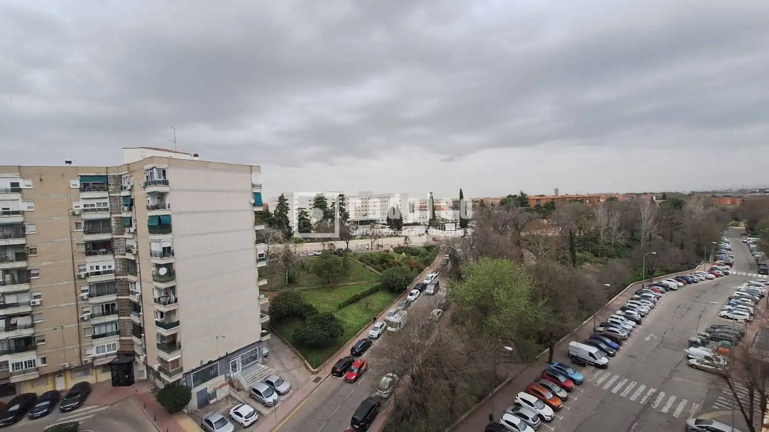Vista exterior de Pis en venda en Alcalá de Henares amb Calefacció, Terrassa i Traster