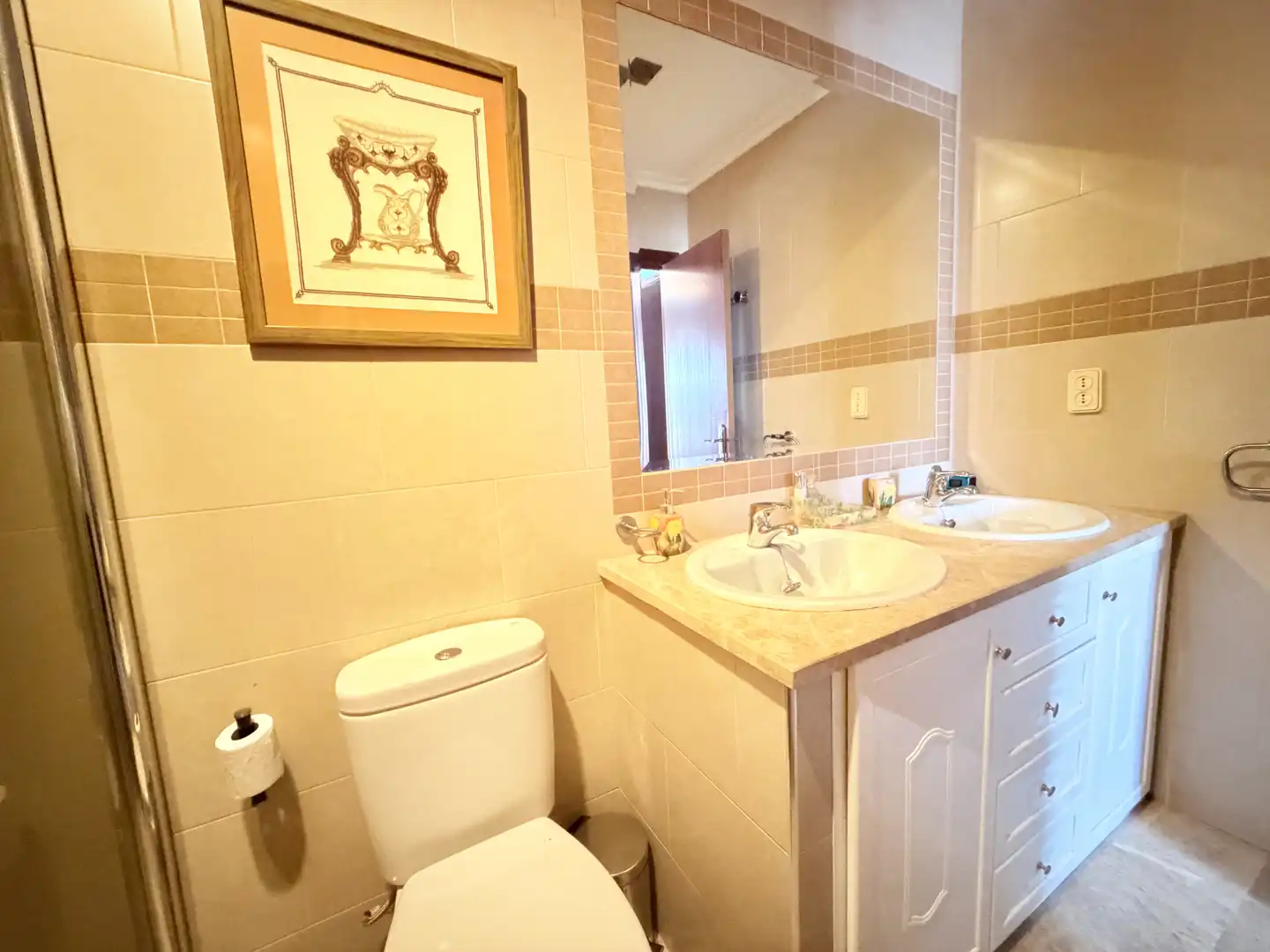 Bathroom of Detached homes for sale in Castilleja de Guzmán  with Air Conditioner, Terrace and Swimming Pool