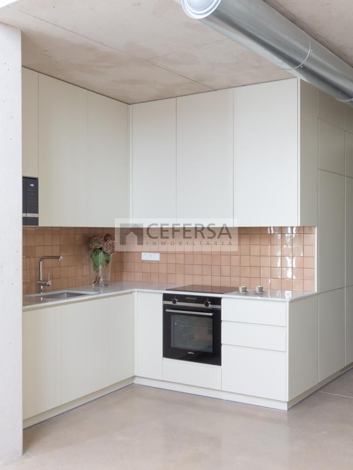 Cuina de Planta baixa en venda en  Barcelona Capital amb Aire condicionat, Calefacció i Traster