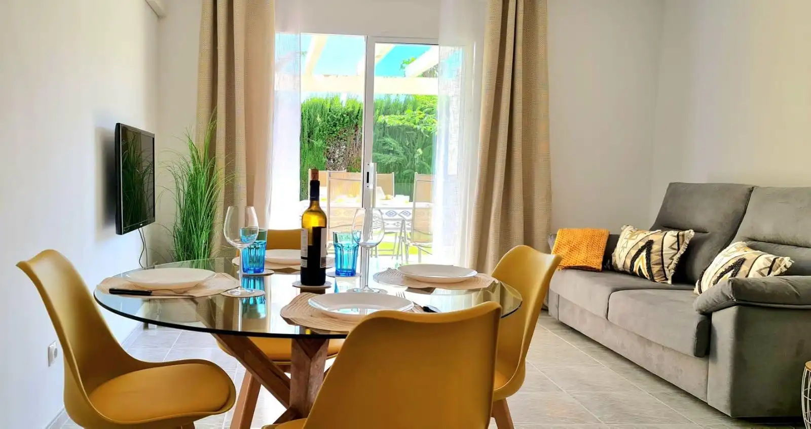 Dining room of Apartments for rent in Sant Llorenç des Cardassar  with Air Conditioner, Heating and Private garden