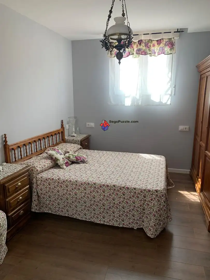 Habitación de Casa o chalet de alquiler en Segovia con Calefacción, Terraza y Amueblado